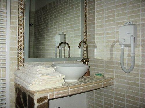Ethaleia Hotel Moúdhros Extérieur photo